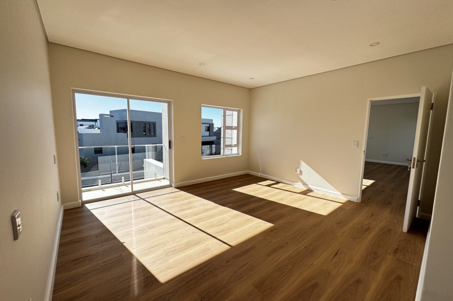 4 Bedroom Property for Sale in Sandown Western Cape